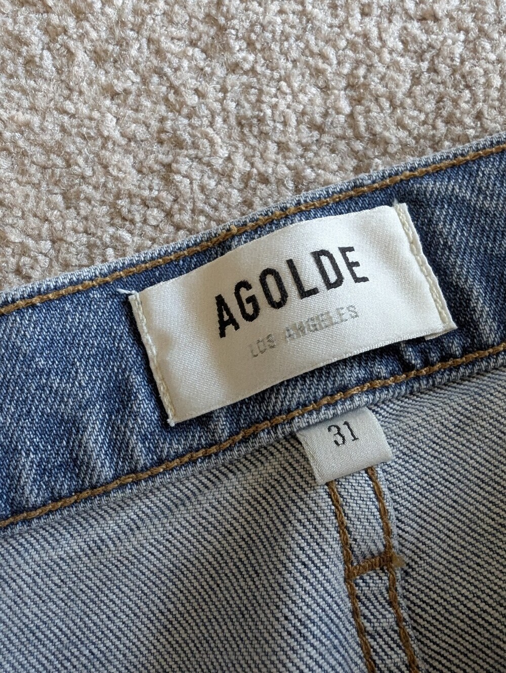 Agolde Riley High Rise Straight 90's Button Fly Distressed Jeans - Picture 4 of 9
